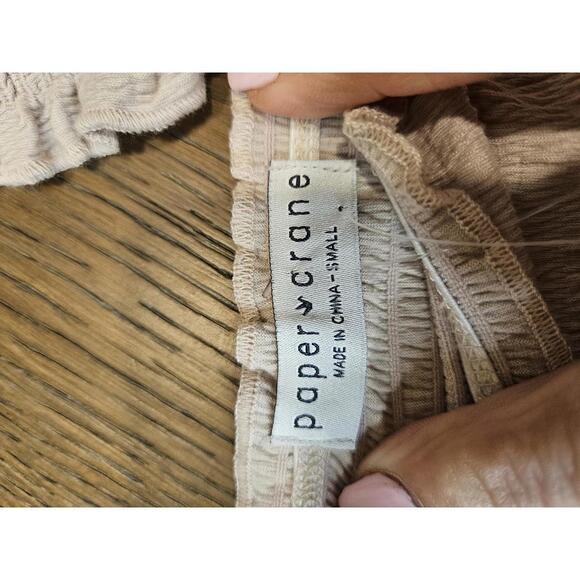 Nwt Paper Crane Ruffled Strap Crop Top in Cream 1057 - Picture 5 of 5